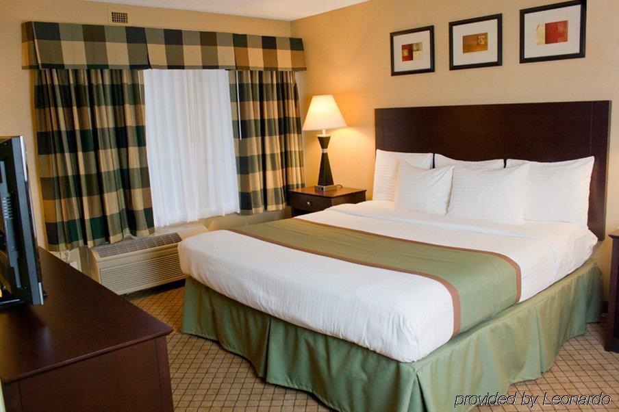 Plaza Hotel & Suites - Eau Claire Buitenkant foto