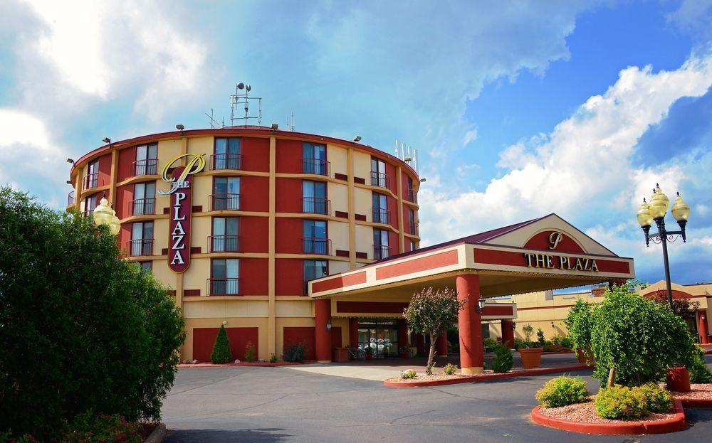 Plaza Hotel & Suites - Eau Claire Buitenkant foto