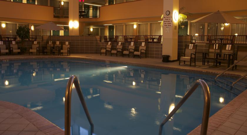 Plaza Hotel & Suites - Eau Claire Buitenkant foto